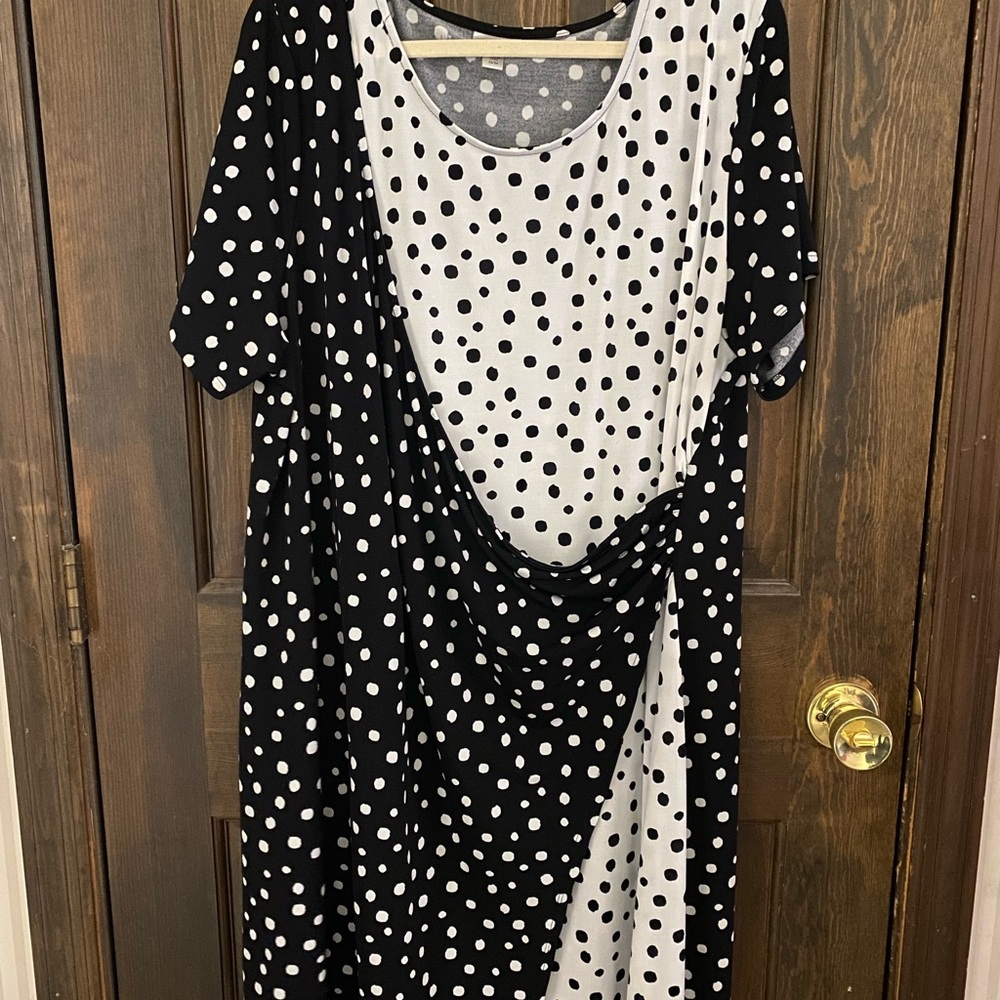 Avenue Dress